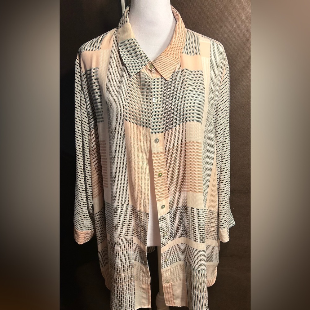 Woman’s blouse